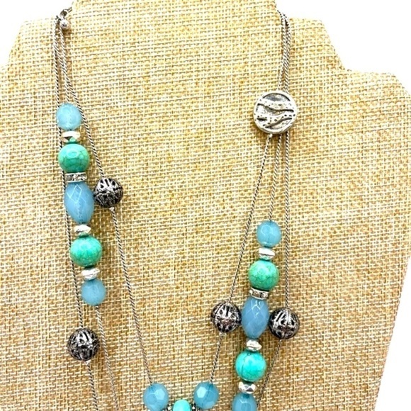Long Stations Green Bead Necklace with Silvertone 60” Versatile - Picture 3 of 7